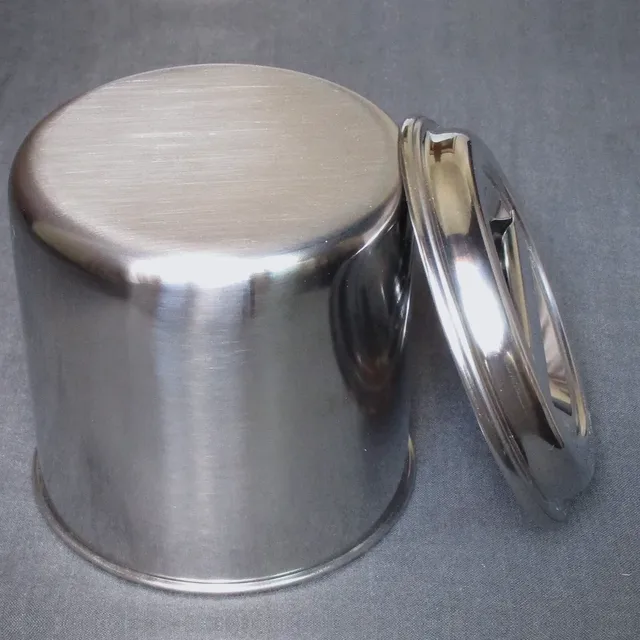 Steel cooking pot